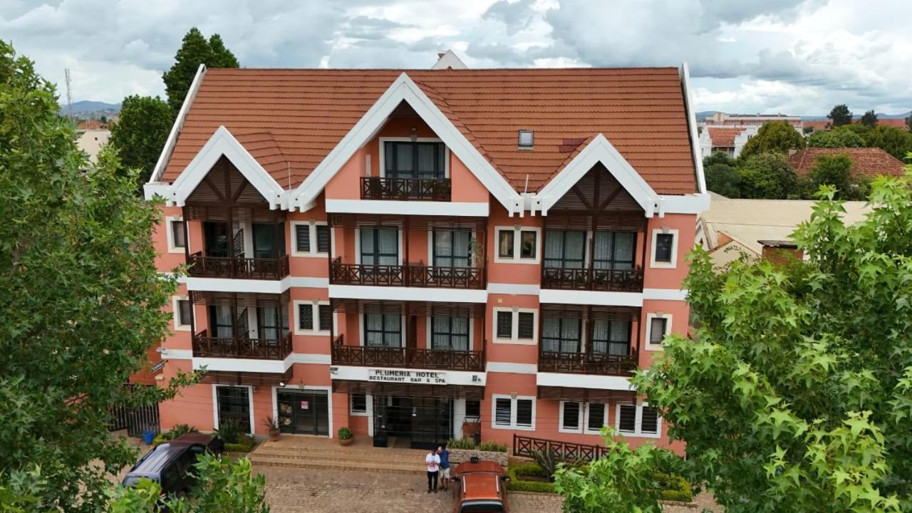 Plumeria Hotel Анцирабе Екстер'єр фото